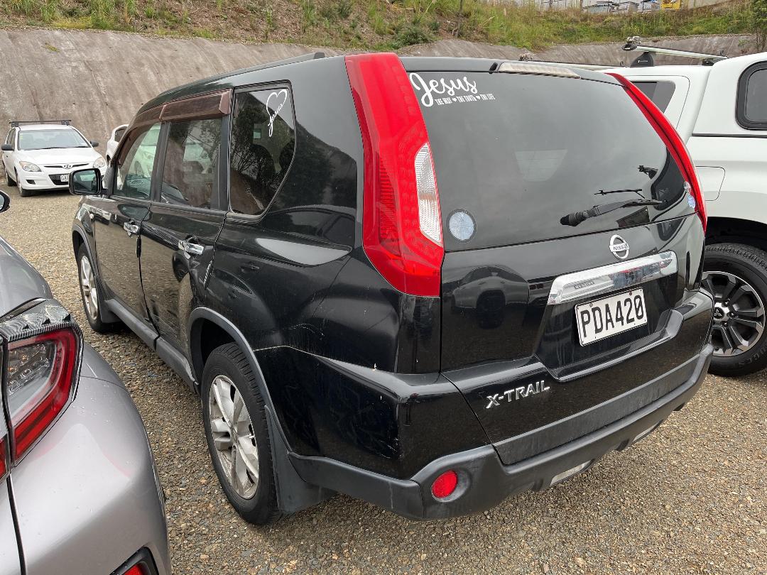 Photo '4' of Nissan X-Trail