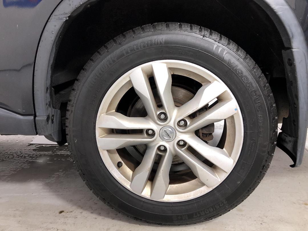 Photo '11' of Nissan X-Trail