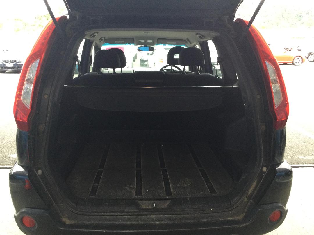 Photo '6' of Nissan X-Trail ST