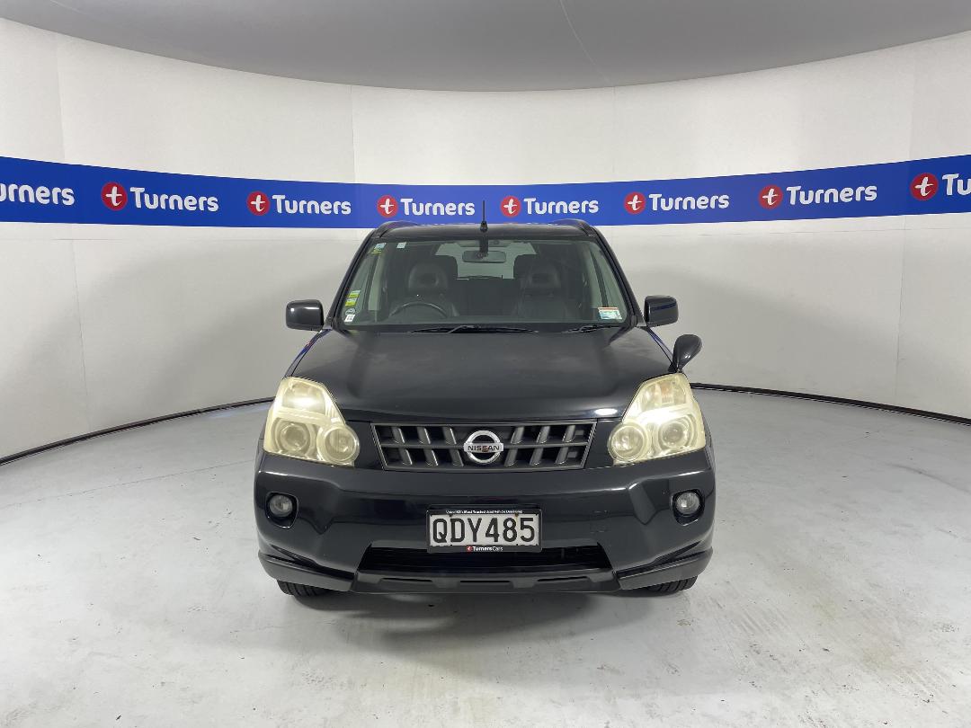 Photo '2' of Nissan X-Trail