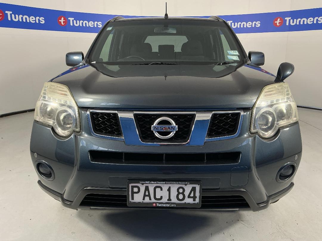 Photo '2' of Nissan X-Trail