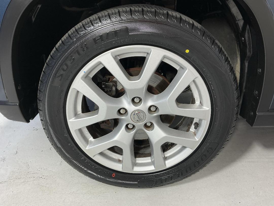 Photo '10' of Nissan X-Trail