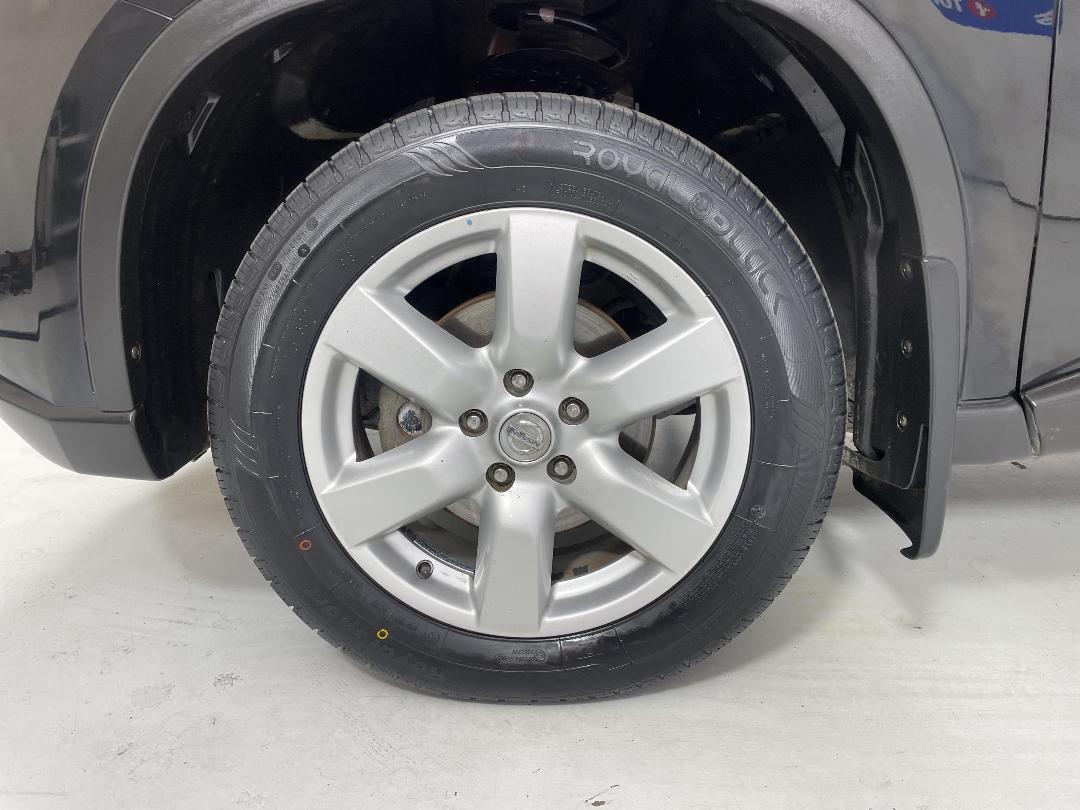 Photo '10' of Nissan X-Trail