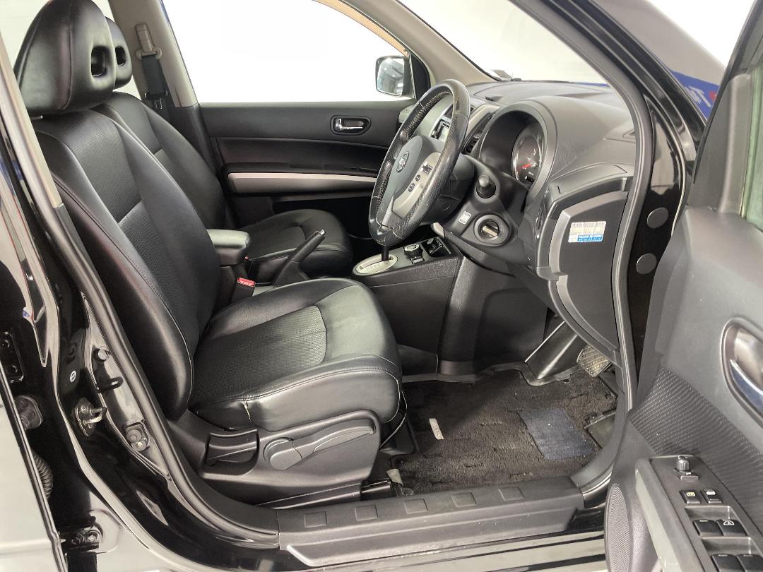 Photo '16' of Nissan X-Trail