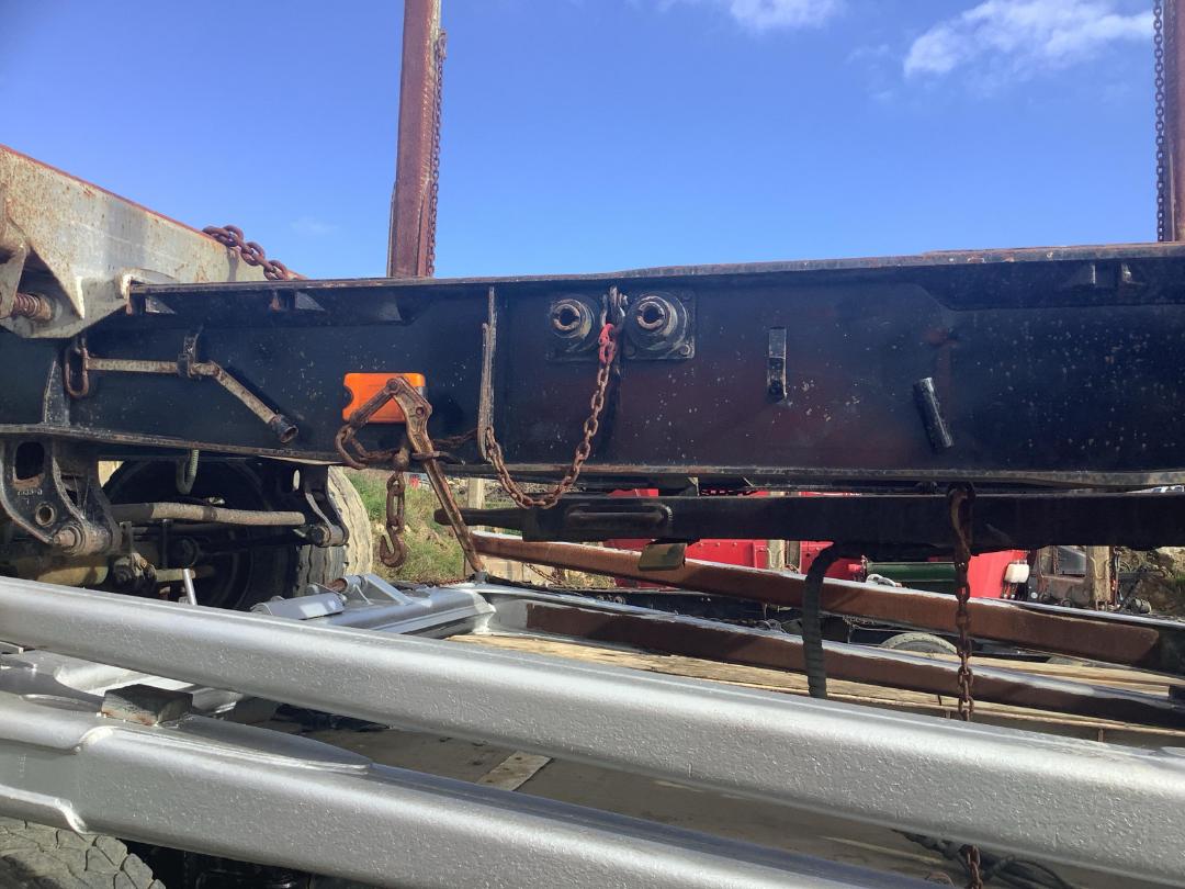 Photo '6' of PATCHELL 4SH MB Logger Trailer Full