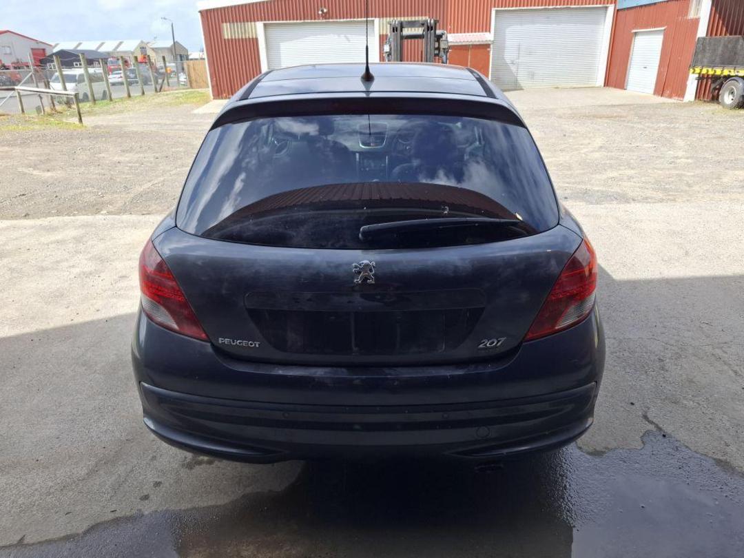 Photo '5' of Peugeot 207 Photo '5' of Peugeot 207