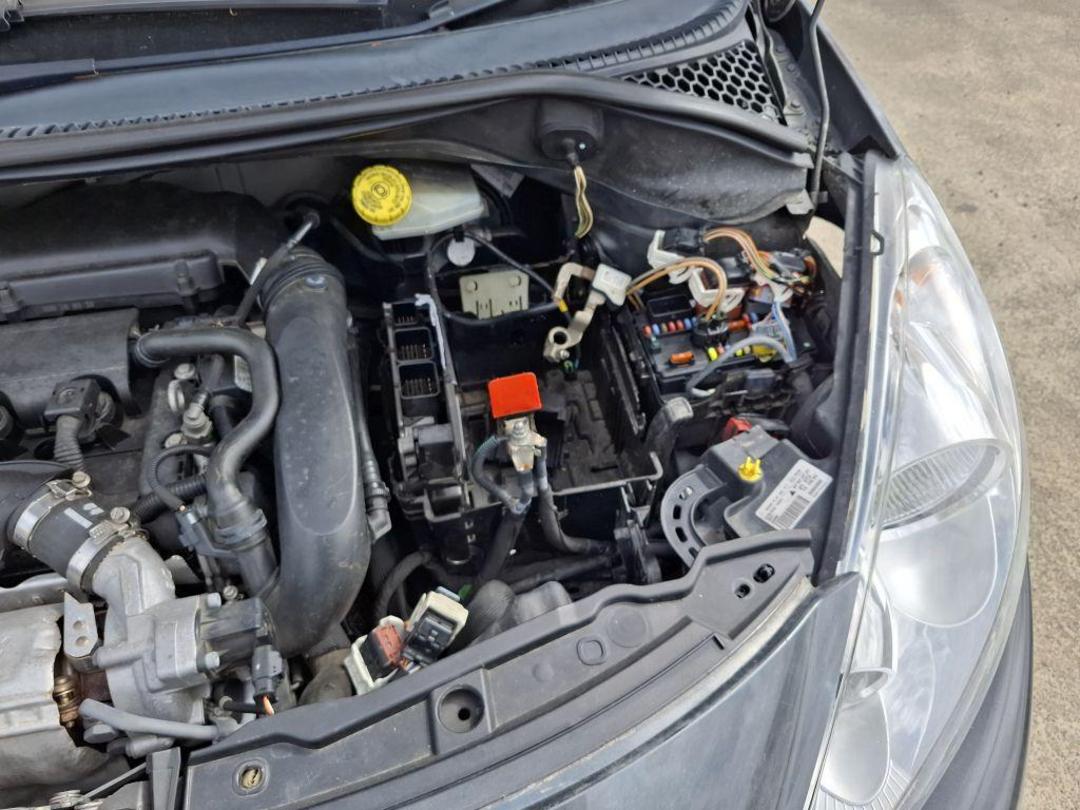 Photo '12' of Peugeot 207 Photo '12' of Peugeot 207