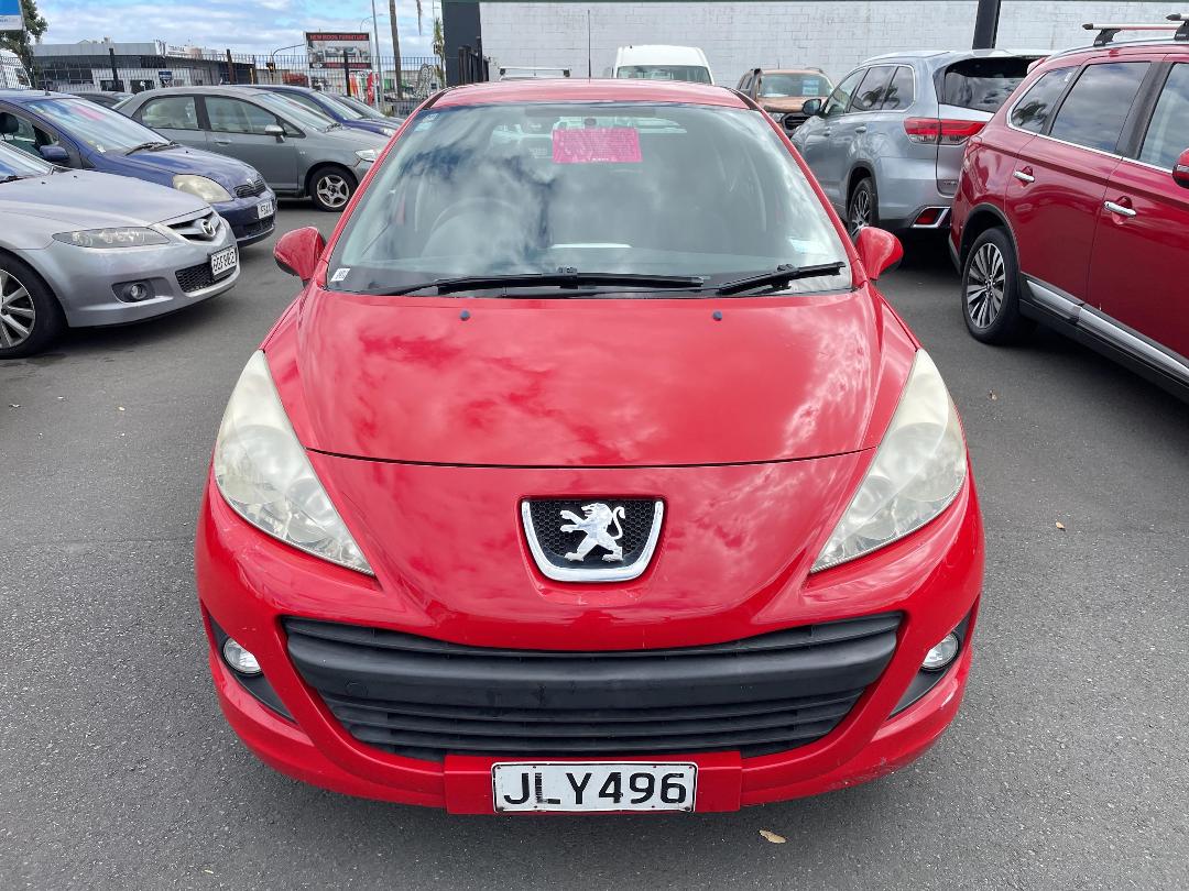 Photo '2' of Peugeot 207 XT