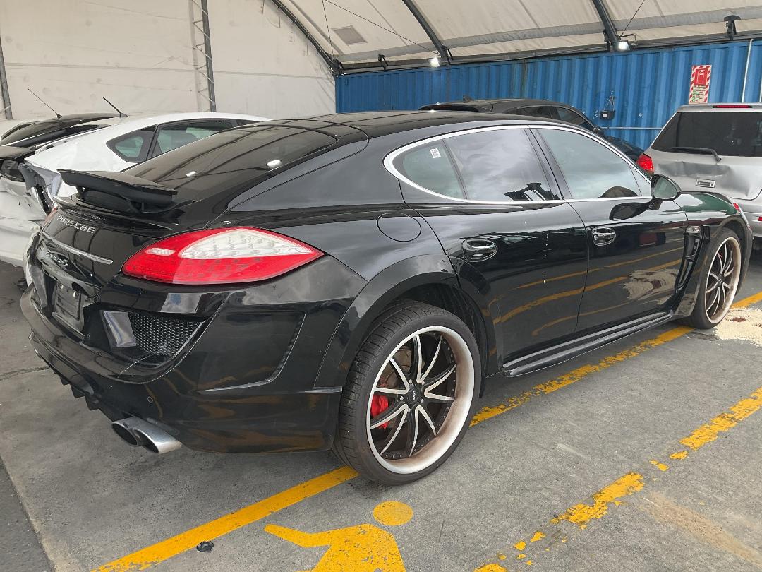 Photo '6' of Porsche Panamera 4S Photo '6' of Porsche Panamera 4S