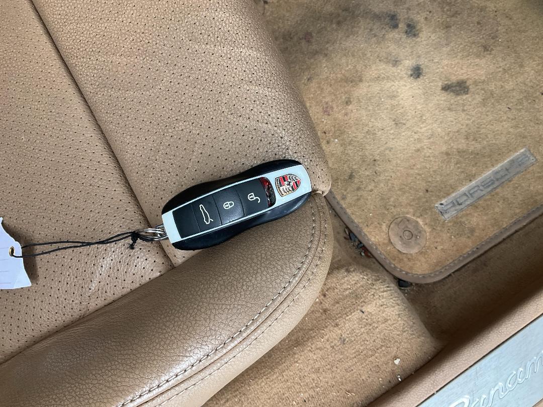 Photo '25' of Porsche Panamera 4S Photo '25' of Porsche Panamera 4S