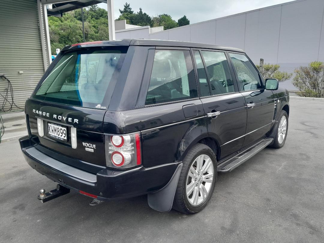 Photo '4' of Range Rover Vogue TDV8 Photo '4' of Range Rover Vogue TDV8