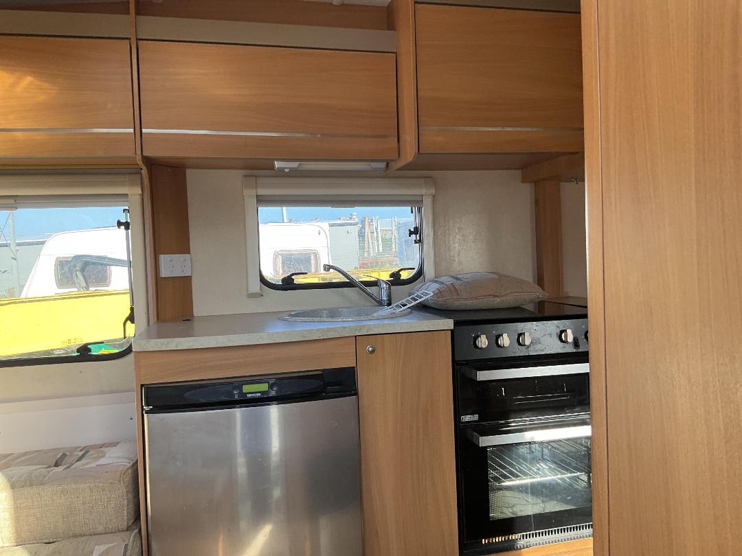 Photo '7' of SPRITE ALPINE 4 Caravan - Single