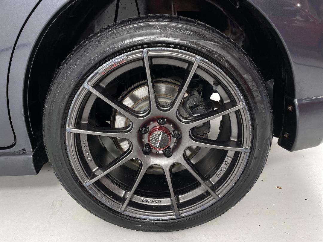 Photo '11' of Subaru Exiga Photo '11' of Subaru Exiga