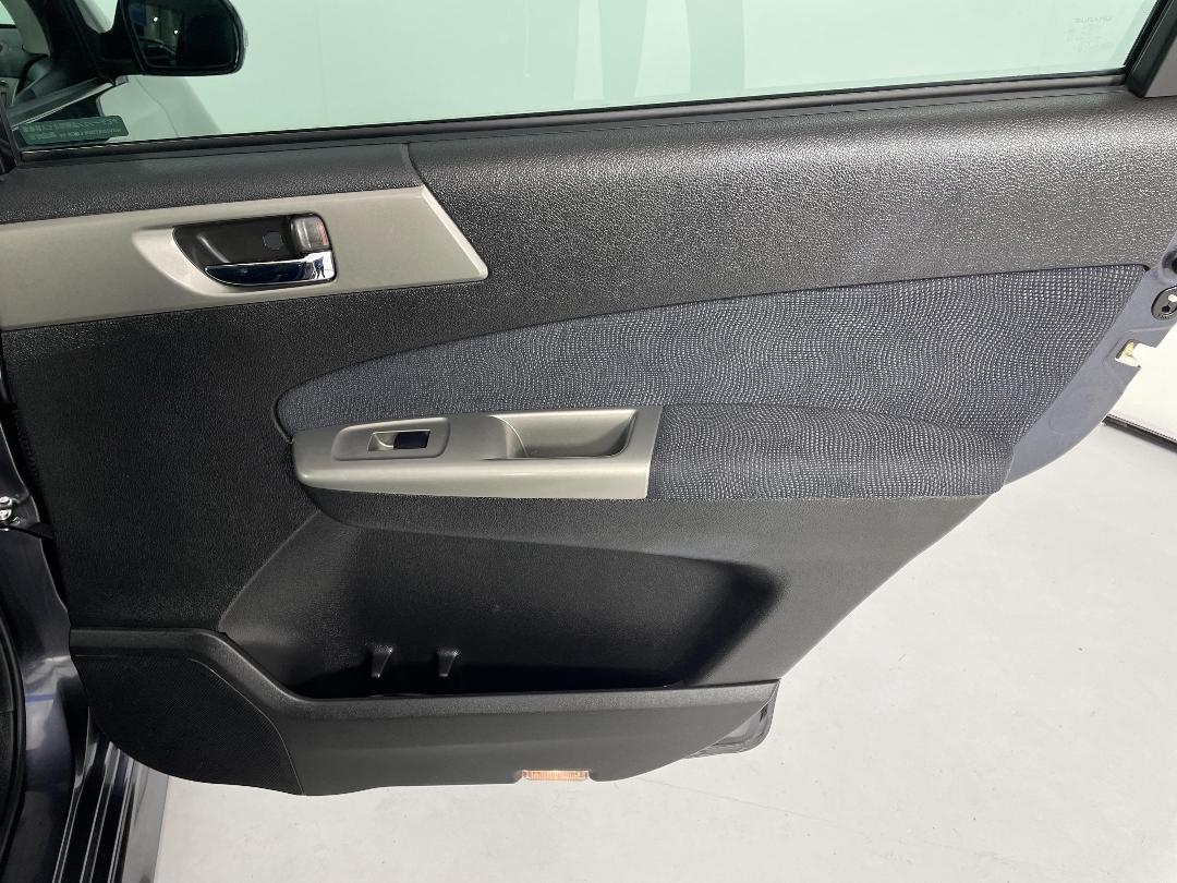 Photo '19' of Subaru Exiga Photo '19' of Subaru Exiga