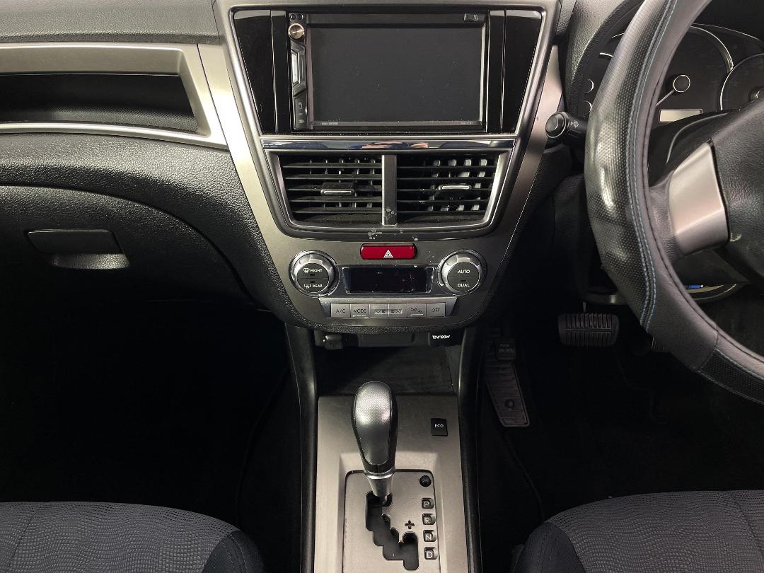 Photo '18' of Subaru Exiga Photo '18' of Subaru Exiga