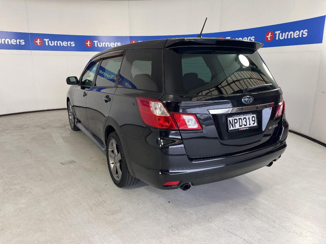 Photo '5' of Subaru Exiga