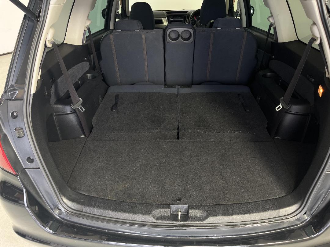 Photo '14' of Subaru Exiga