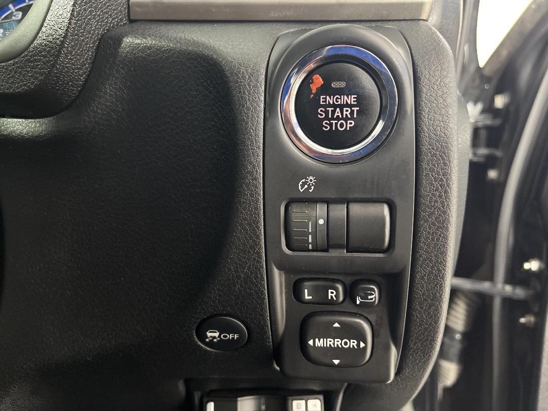 Photo '24' of Subaru Exiga