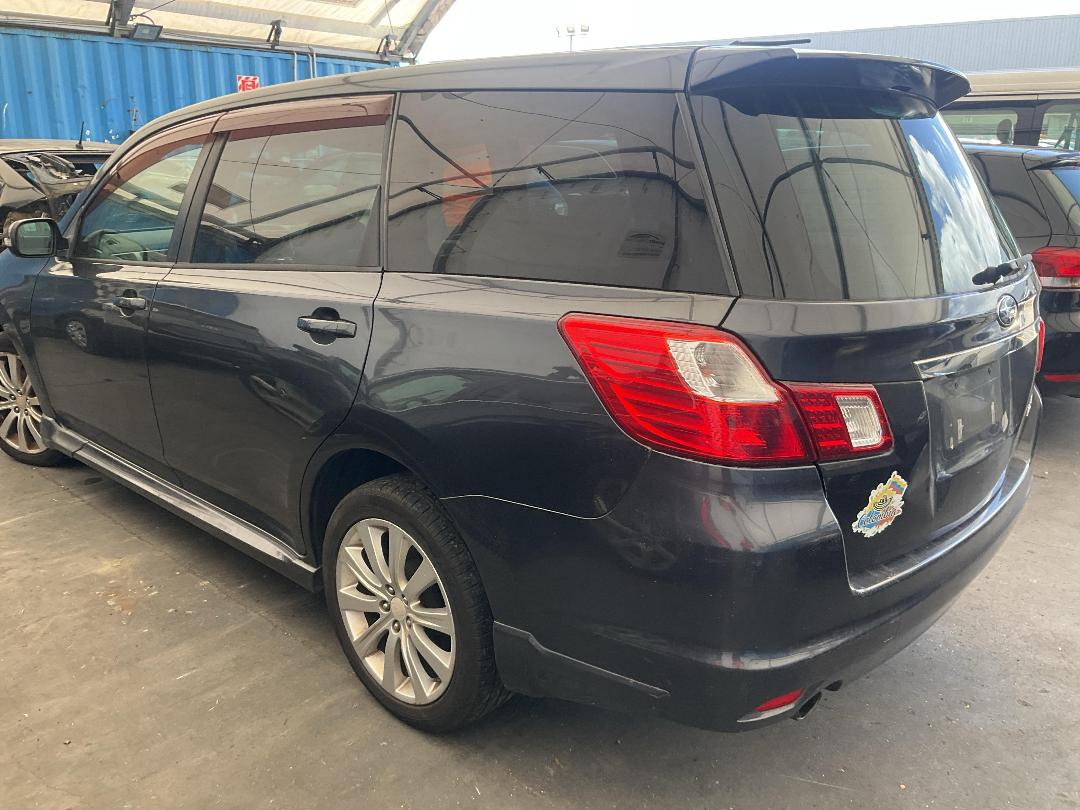 Photo '3' of Subaru Exiga Photo '3' of Subaru Exiga