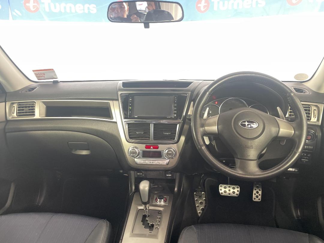 Photo '17' of Subaru Exiga Photo '17' of Subaru Exiga