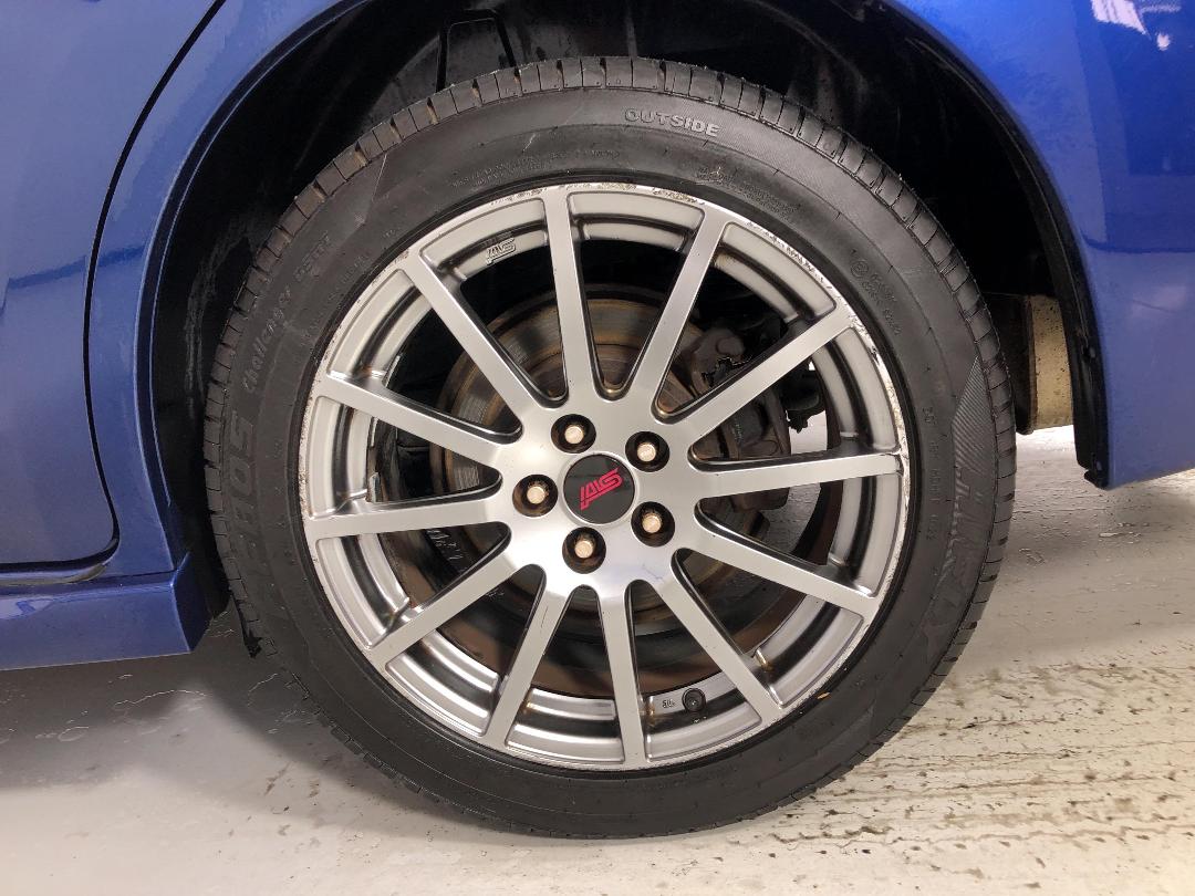 Photo '11' of Subaru Exiga