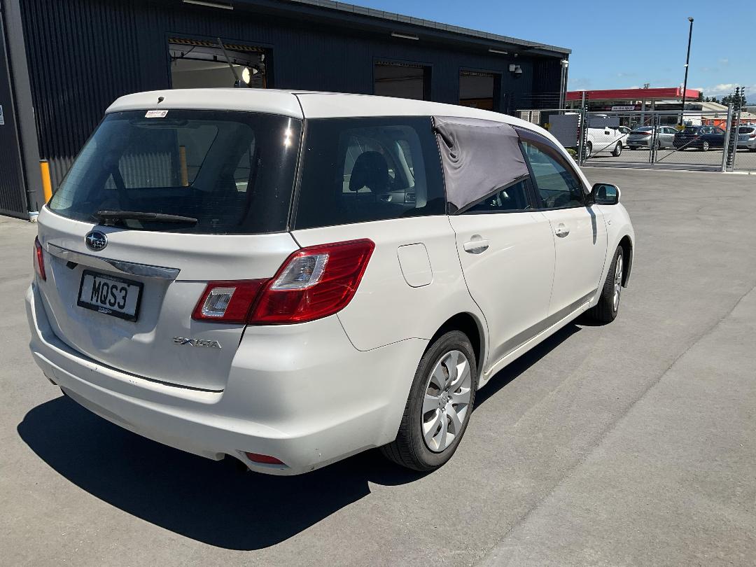 Photo '5' of Subaru Exiga Photo '5' of Subaru Exiga