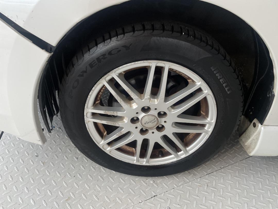 Photo '10' of Subaru Exiga Photo '10' of Subaru Exiga