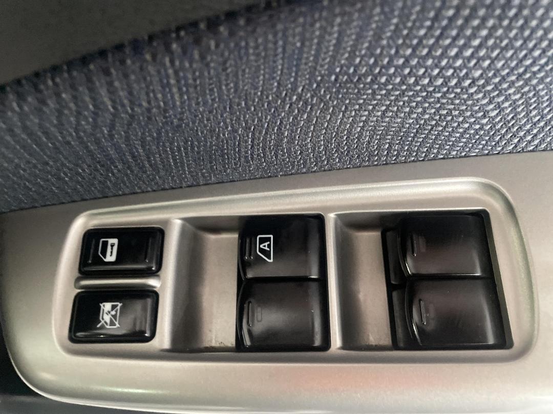 Photo '23' of Subaru Exiga Photo '23' of Subaru Exiga