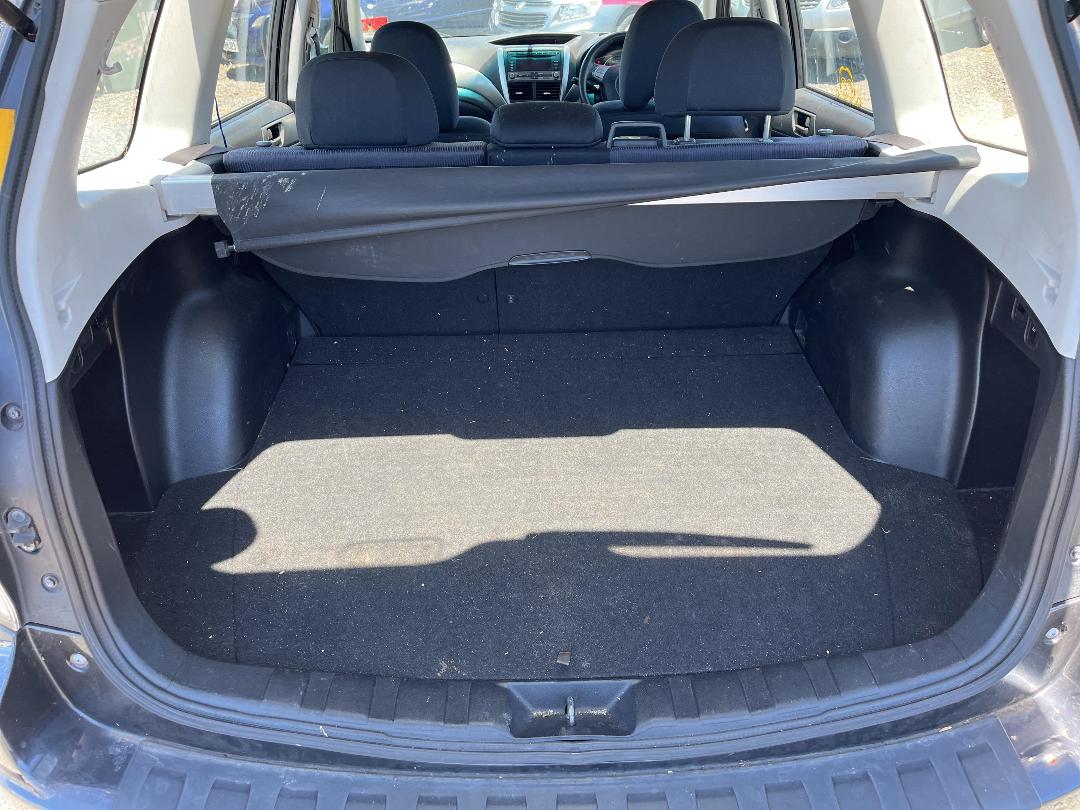 Photo '8' of Subaru Forester X