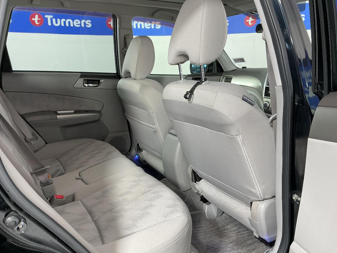 Photo '20' of Subaru Forester