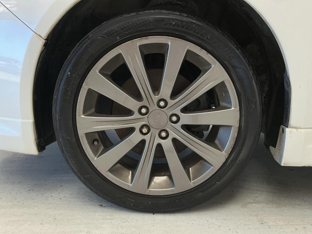 Photo '10' of Subaru Impreza Photo '10' of Subaru Impreza