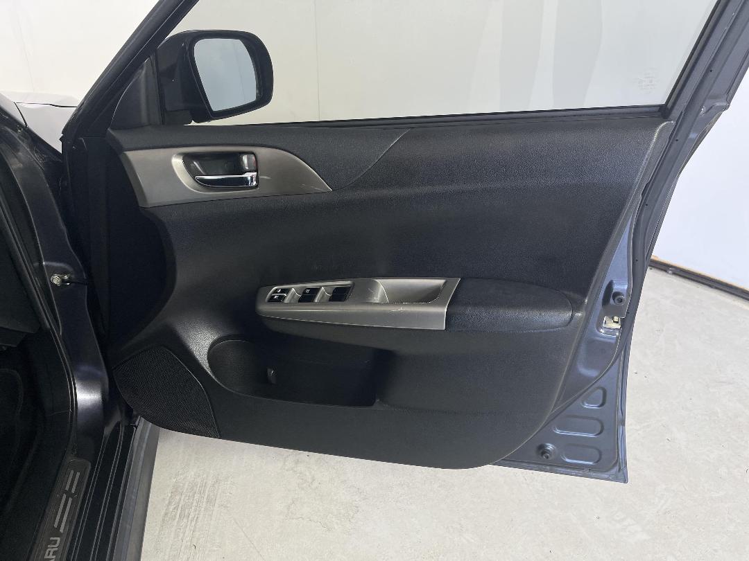 Photo '15' of Subaru Impreza