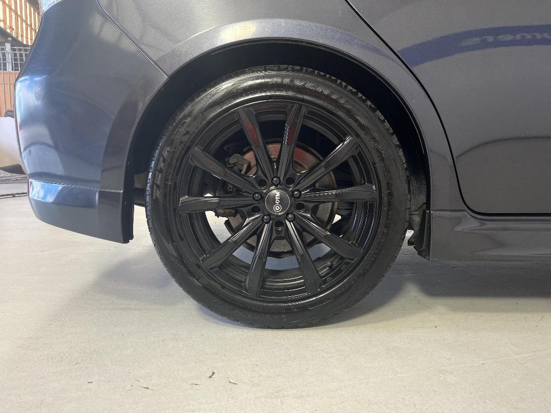 Photo '12' of Subaru Impreza