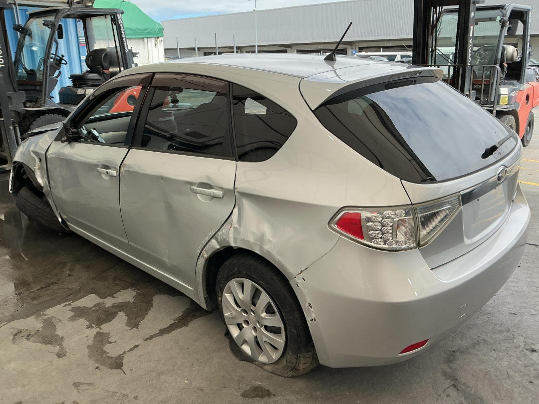 Photo '4' of Subaru Impreza Photo '4' of Subaru Impreza