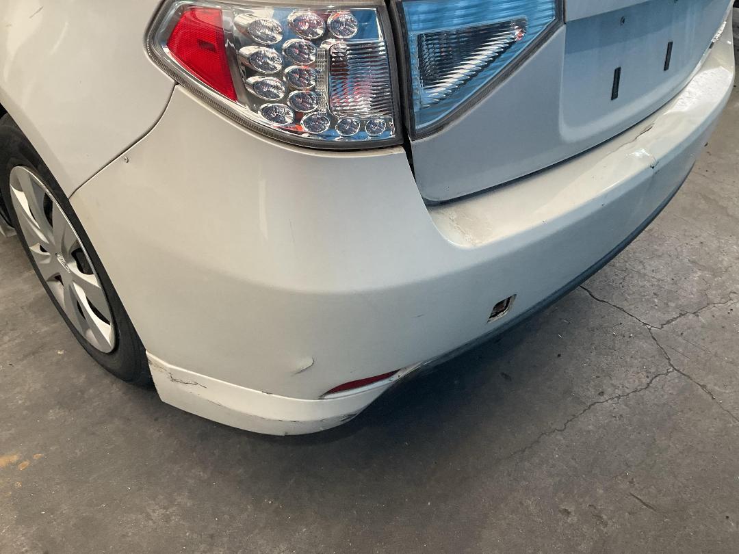 Photo '12' of Subaru Impreza Photo '12' of Subaru Impreza