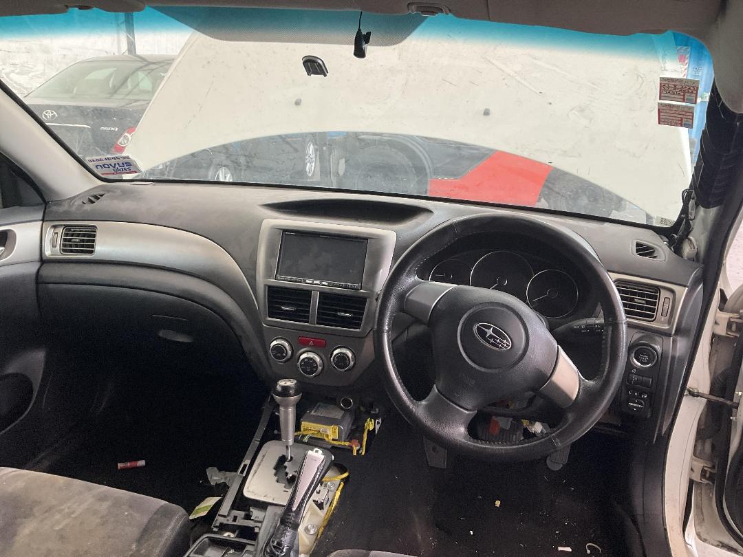 Photo '17' of Subaru Impreza Photo '17' of Subaru Impreza