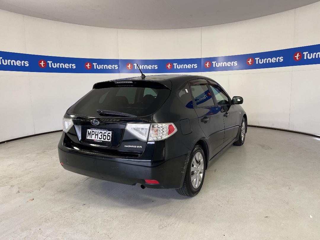 Photo '7' of Subaru Impreza Photo '7' of Subaru Impreza