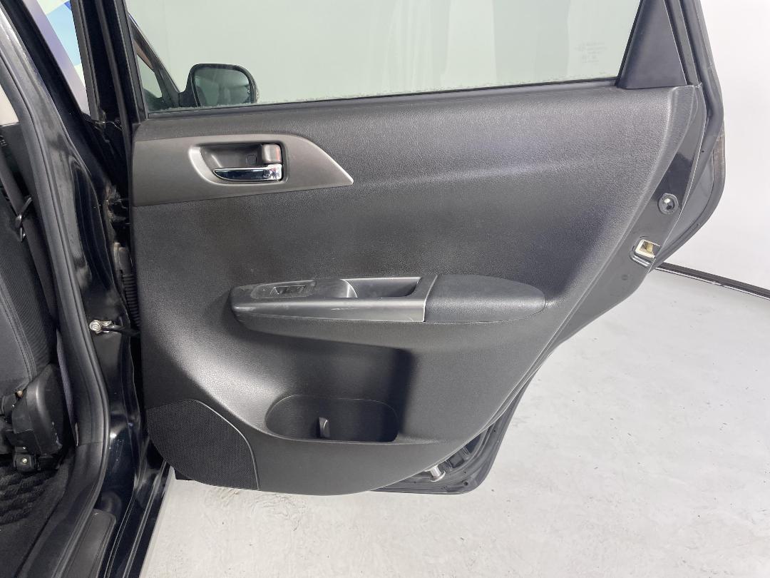 Photo '19' of Subaru Impreza Photo '19' of Subaru Impreza