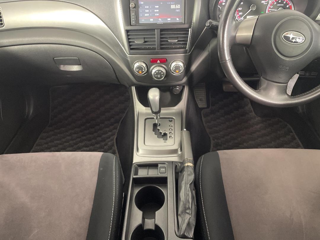 Photo '18' of Subaru Impreza Photo '18' of Subaru Impreza