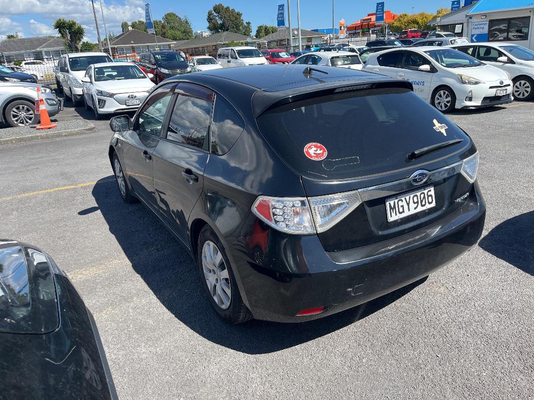 Photo '4' of Subaru Impreza Photo '4' of Subaru Impreza