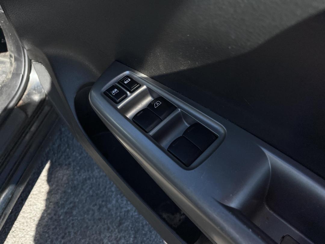 Photo '24' of Subaru Impreza Photo '24' of Subaru Impreza