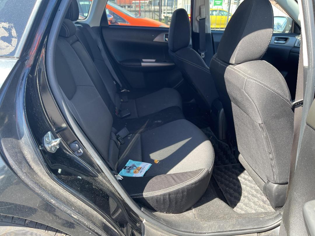 Photo '18' of Subaru Impreza Photo '18' of Subaru Impreza