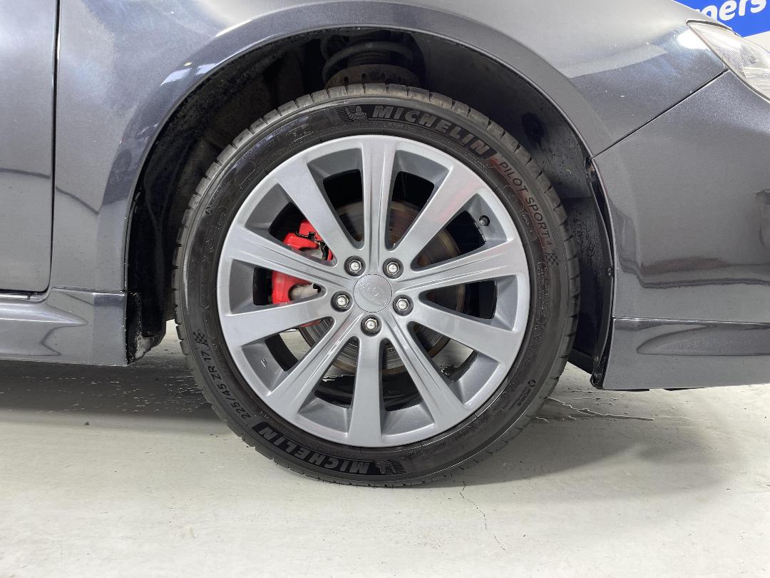 Photo '9' of Subaru Impreza