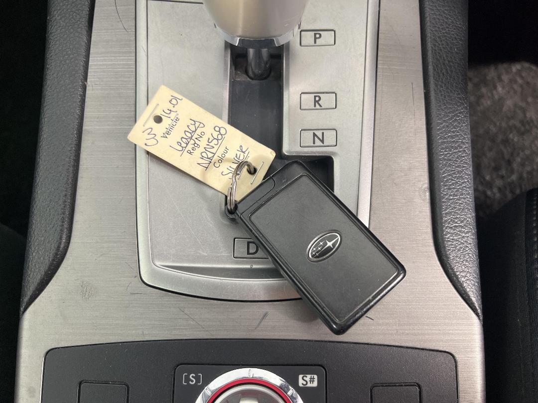 Photo '22' of Subaru Legacy