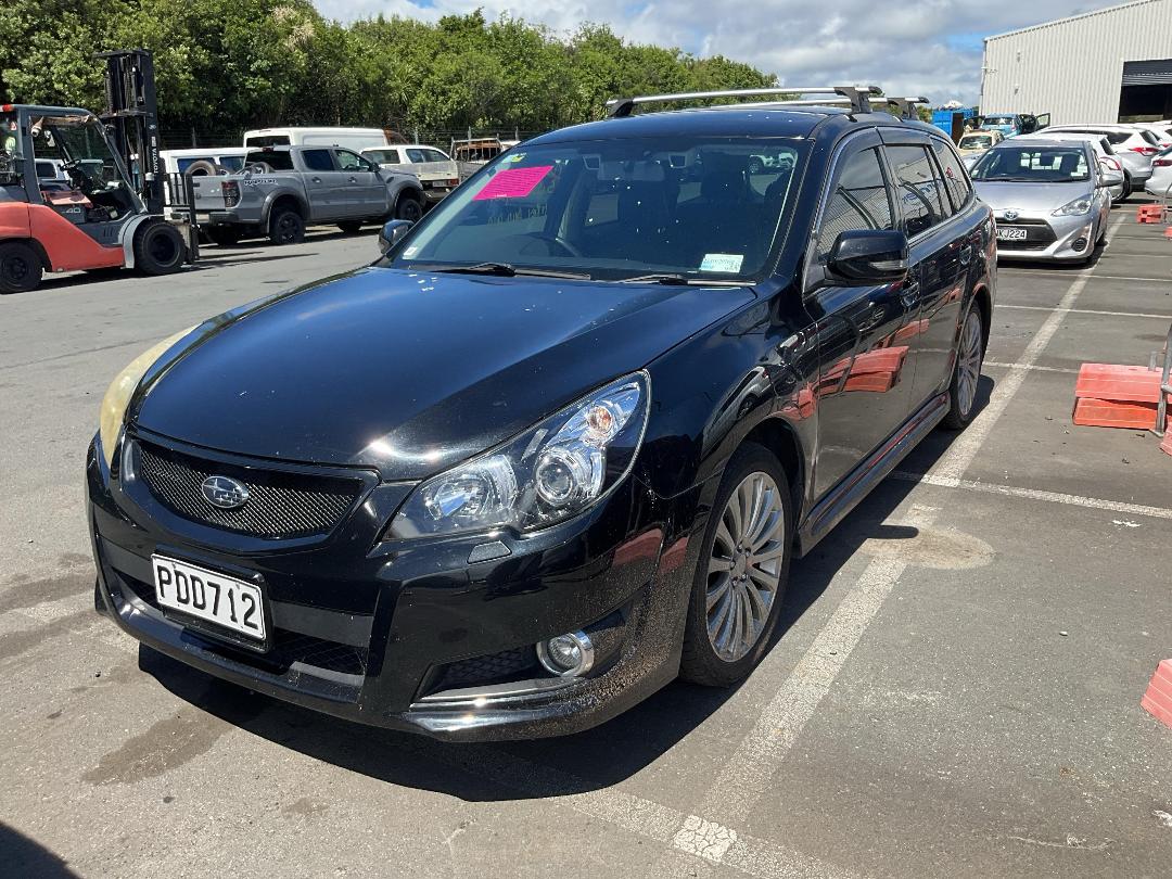 Photo '3' of Subaru Legacy Photo '3' of Subaru Legacy