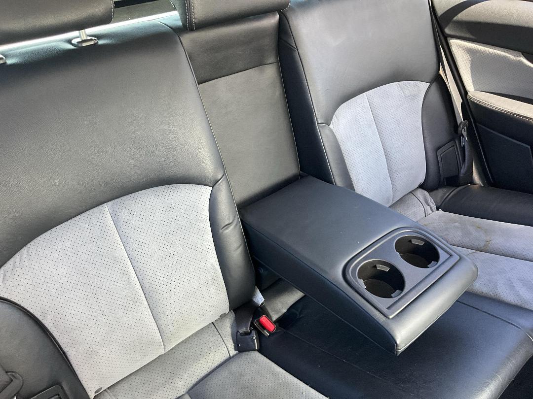 Photo '8' of Subaru Legacy Photo '8' of Subaru Legacy