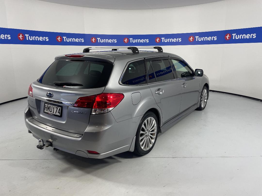 Photo '7' of Subaru Legacy