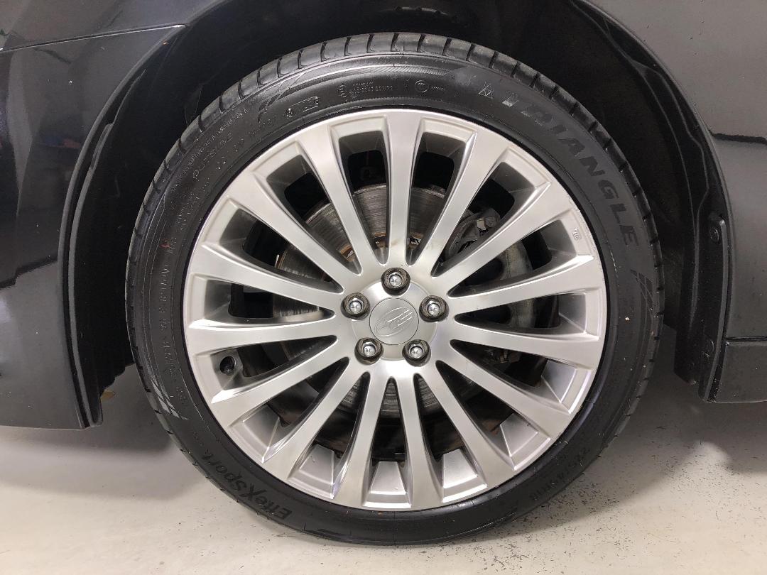 Photo '10' of Subaru Legacy Photo '10' of Subaru Legacy