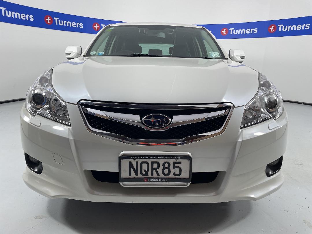 Photo '2' of Subaru Legacy Photo '2' of Subaru Legacy