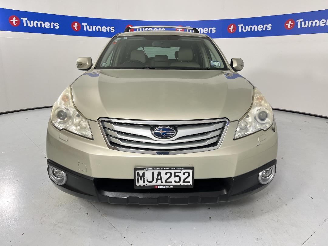 Photo '2' of Subaru Legacy